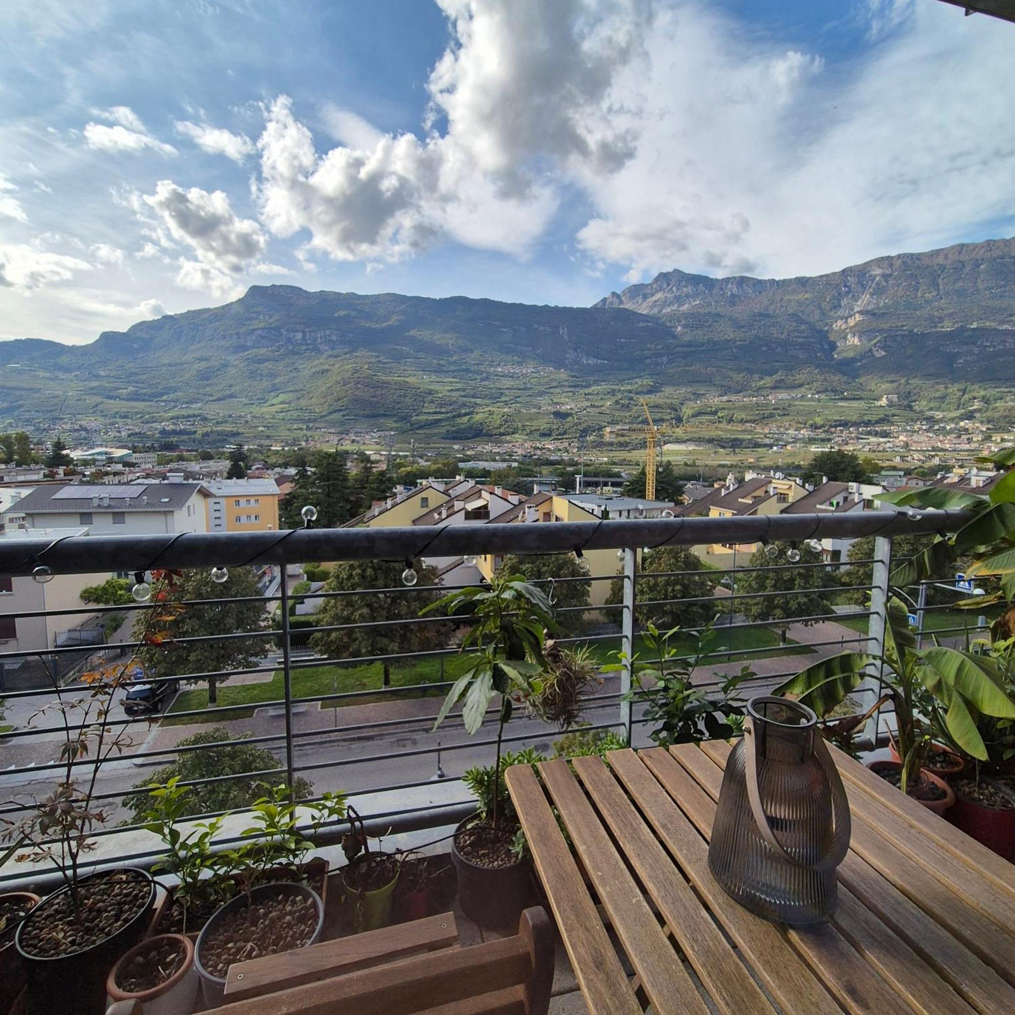 Vista Mozzafiato Sulle Alpi Daire Rovereto  Dış mekan fotoğraf